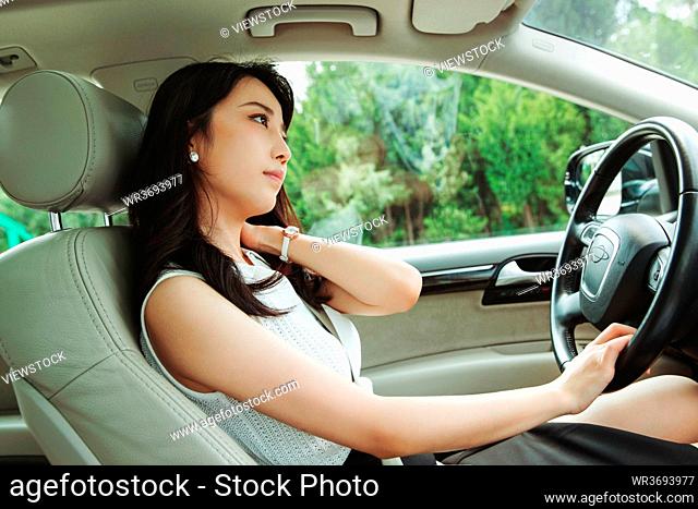 Young women of fatigue driving