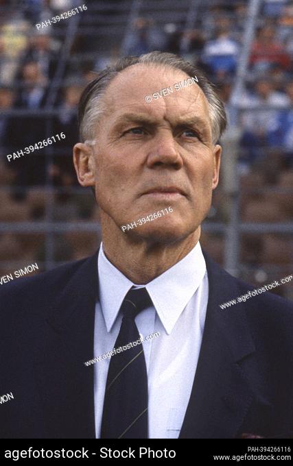 ARCHIVE PHOTO: Rinus MICHAELS would have been 95 on February 9, 2023, Rinus Michels (born February 9, 1928 in Amsterdam; ? March 3
