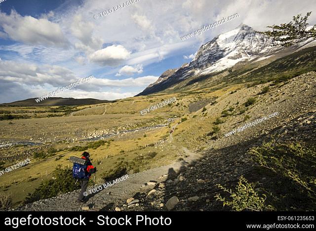 trekking W, Parque nacional Torres del Paine, Sistema Nacional de Ã. reas Silvestres Protegidas del Estado de Chile. Patagonia, República de Chile
