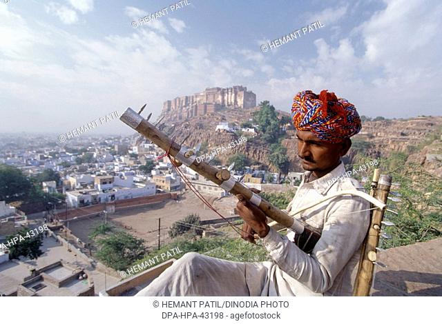 local musician , meherangarh , jodhpur , rajasthan , india