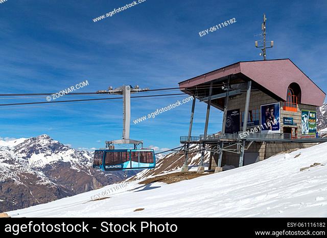 Zermatt, Switzerland - April 12, 2017: The Blauhorn-Rothorn cable car leaving the Rothorn station