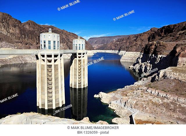 Hoover Dam near Las Vegas, the water level having already dropped by about 30 m, Boulder City, historically Junction City, Nevada, USA, North America