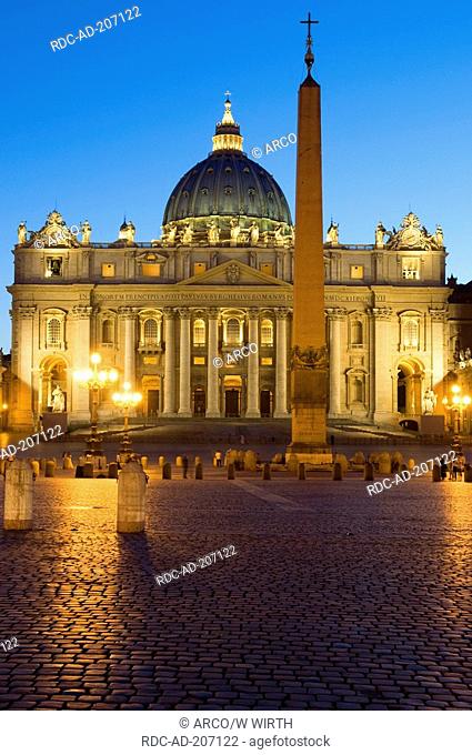 St Peter's Square with obelisk and St Peter's cathedral, Vaticane, Rome, Lazio, Italy, Stato della Citta del Vaticano, San Pietro Basilica