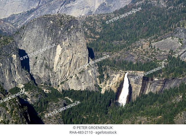 Yosemite Falls and Half Dome rock, Yosemite National Park, UNESCO World Heritage Site, California, United States of America, North America