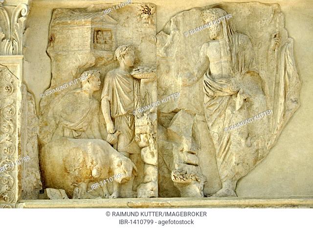 Relief of Aeneas with boys and sacrificial offerings, Altar of Augustan Peace, Ara Pacis Augustae, westside, Rome, Lazio, Italy, Europe