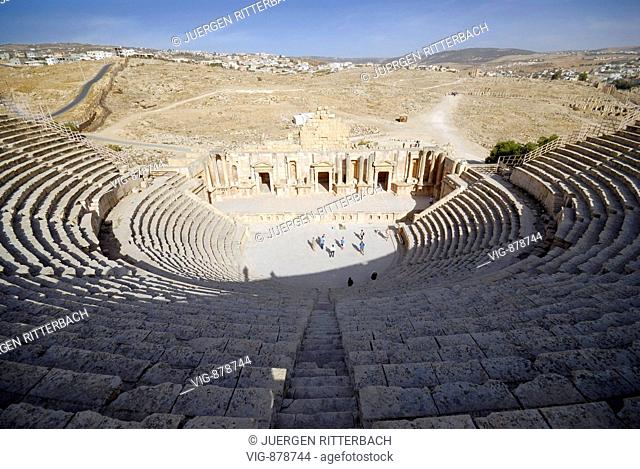 South theater in Ruins of Jerash, Roman Decapolis city, dating from 39 to 76 AD, Jordan, Arabia - JERASH, JORDANIEN, 10/01/2008