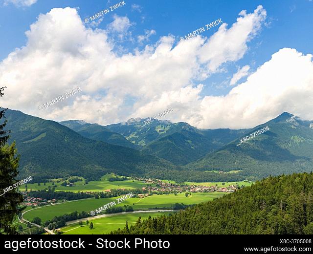 Village Schleching in the valley of river Tiroler Achen in the Chiemgau in upper bavaria. Europe, Germany, Bavaria
