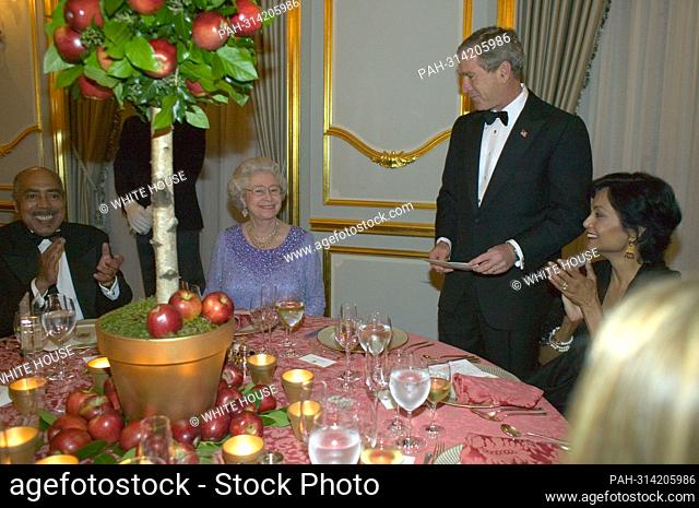 United States President George W. Bush toasts Her Majesty Queen Elizabeth during a thank-you dinner at Winfield House, the U. S