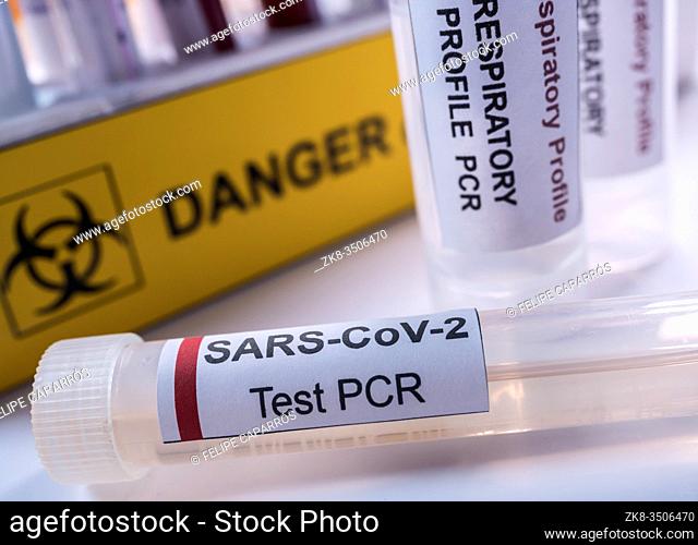 Vial pcr de SarsCov2 coronavirus, conceptual image