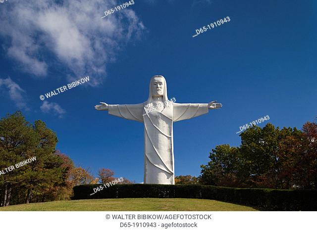 USA, Arkansas, Eureka Springs, statue of Christ of the Ozarks