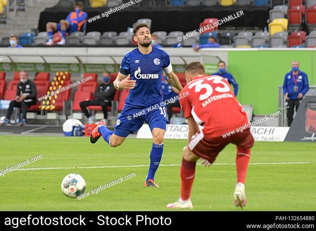 firo, football: 27.05.2020 1.Bundesliga, season 19/20 2019/2020 Fortuna Dusseldorf - FC Schalke Daniel CALIGIURI (FC Schalke 04)