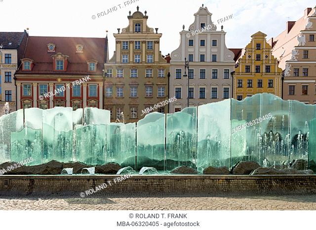 Poland, Wroclaw, Fountain of the sculptor of Wroclaw Alojzy Gryt on the west side of the Rynek