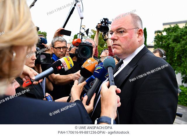 Walter Kohl, son of former German Chancellor Helmut Kohl, talks to journalists in front of the residence of his father after the death of Helmut Kohl was made...