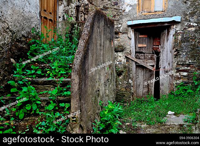 Abandoned houses of Penouta, Vilamartin de Valdeorras, Ourense, Spain
