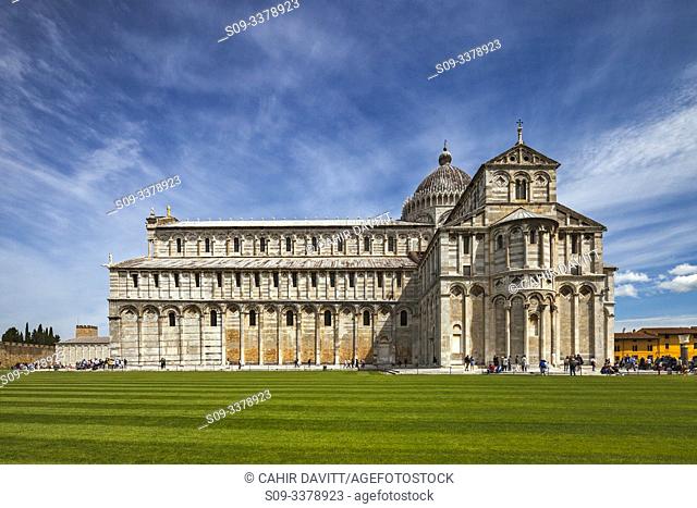 Pisa Cathedral designed by the architects Buscheto and Rainaldo, Campo dei Miracoli, Pisa, Tuscany, Italy