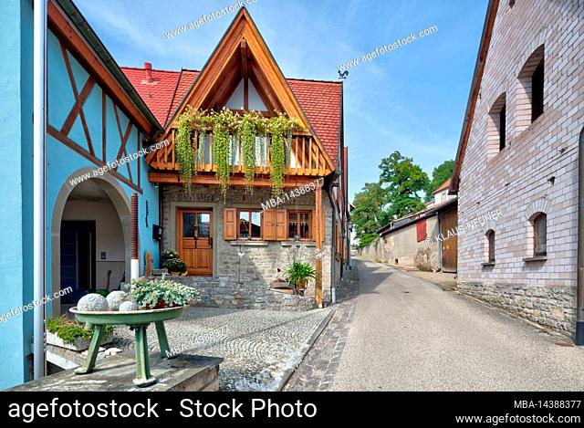 Half-timbered, idyll, house front, alley, autumn, Wipfeld, Franconia, Bavaria, Germany, Europe