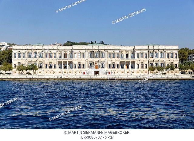 Kempinski Hotel at the Ciragan Palace, Ciragan Sarayi, seen from the Bosphorus, Besiktas, Istanbul, European side, Istanbul Province, Turkey, European side