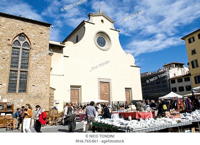 Antiquarian fair, Piazza Santo Spirito, Chiesa di Santo Spirito, Florence Firenze, UNESCO World Heritage Site, Tuscany, Italy, Europe