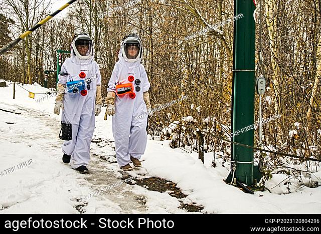 Project Expedition Mars, simulated return of crew of five secondary school students from flight to Mars in Vyskov observatory, Vyskov, Czech Republic