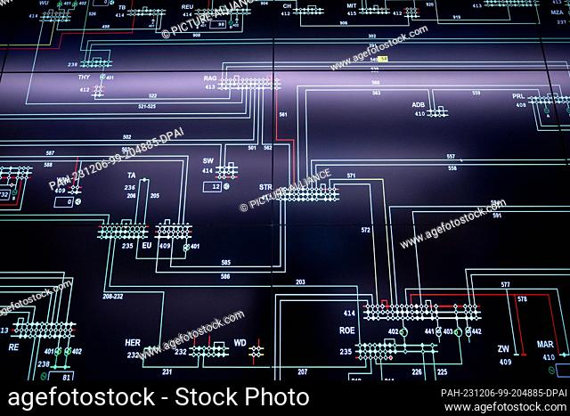 06 December 2023, Berlin: A grid map for electricity grids in the east of Germany is displayed in a reserve control room at 50Hertz Transmission GmbH