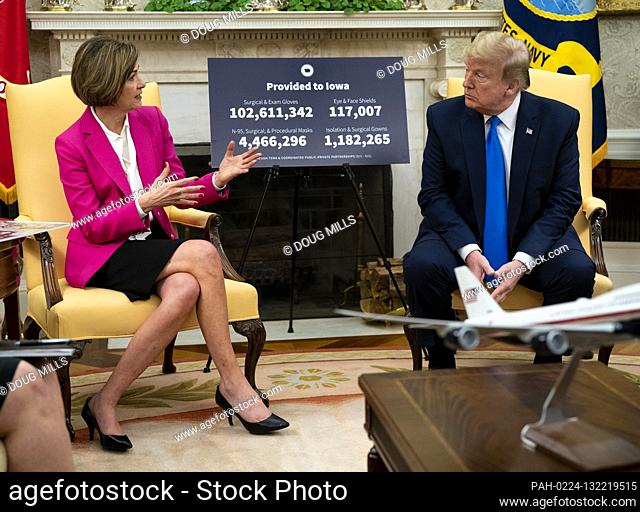 Governor Kim Reynolds (Republican of Iowa) makes remarks as she meets United States President Donald J. Trump in the Oval Office