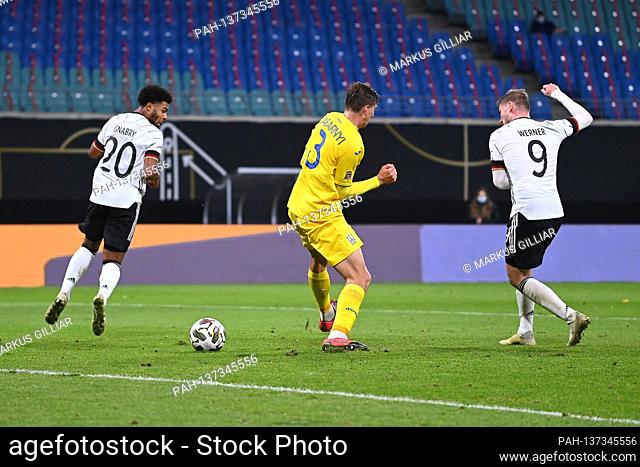 Timo Werner (Germany) shoots the goal to 3-1 versus Ilya Zabarnyi (Ukraine). GES / Football / UEFA Nations League: Germany - Ukraine