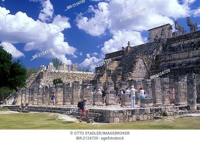 Temple of the Warriors with the Court of the Thousand Columns, Mayan ruins of Chichen Itza, Yucatan, Mexico, North America
