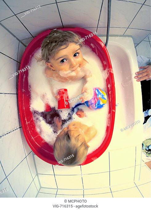 two boys in the bath-tub  - 19/04/2007