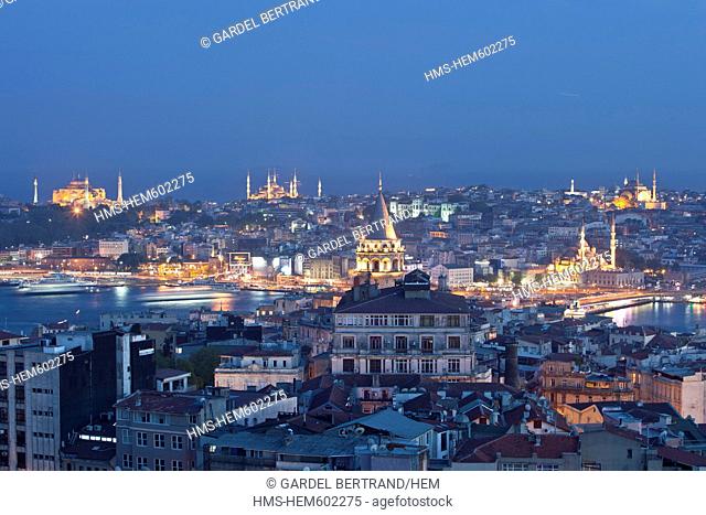 Turkey, Istanbul, Beyoglu, Tnel district, general view, Galata Tower in the foreground
