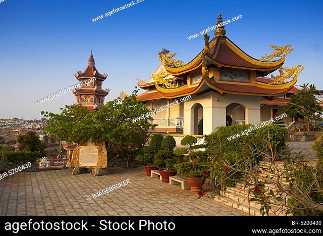 Chua Ngu Tu Buu Son Pagoda, near Phan Thiet, Binh Thuan, Vietnam, Asia