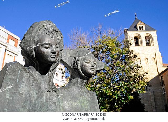 Infanta de Leon, monument, Denkmal, Colegiata Real de San Isidoro, church, museum, Kirche, Leon, province of Castilla y Leon, Kastilien Leon, Spanien, Spain