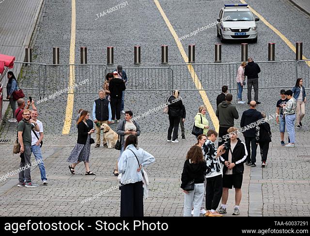 RUSSIA, MOSCOW - JUNE 24, 2023: People are seen near Red Square after it was closed to the public. Sofya Sandurskaya/TASS