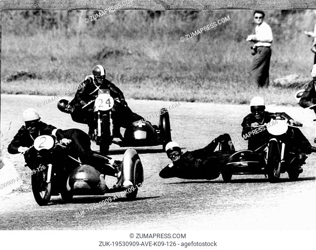 (File Photo) 500cc sidecar action during the 1953 Nations motorcycle Grand Prix at Monza. PICTURED: Belgian driver JULIENNE DERONNE, (2) left