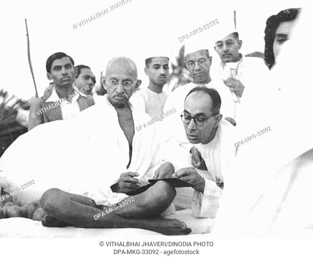 Mahatma Gandhi during the prayer meeting at Juhu Beach, Mumbai, Maharashtra, India, May 1944