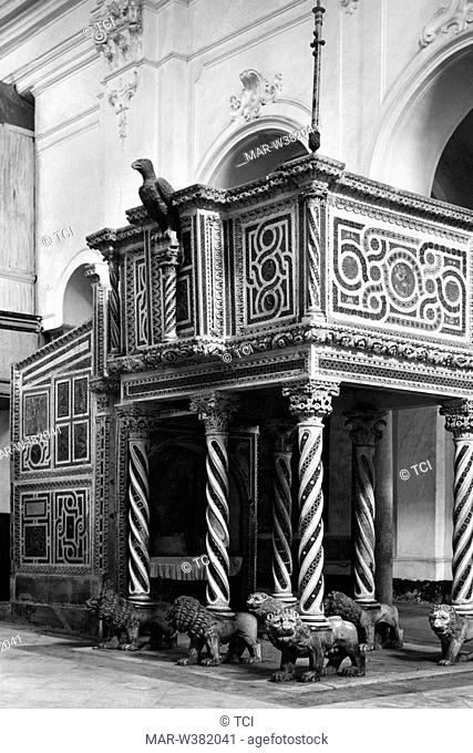 italia, campania, ravello, pulpito del XII secolo all'interno del duomo, 1930-1940
