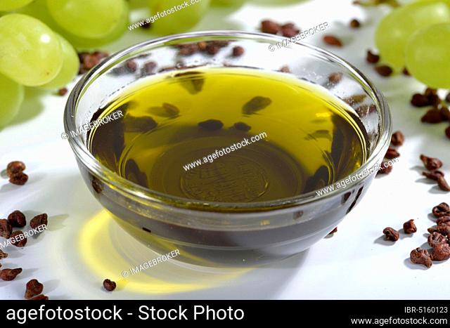 Grape seeds and grape seed oil (Vitis vinifera subsp. vinifera), grape seed oil
