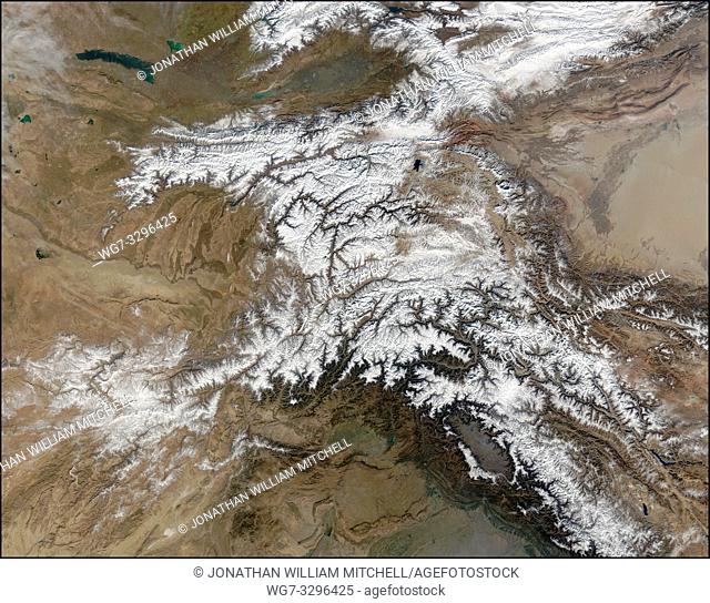 EARTH Central Asia -- 28 Nov 2003 -- Once used by Alexander the Great in his effort to conquer the known world, the high-altitude passes of the Hindu Kush...