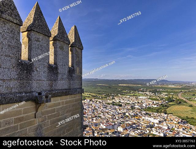 Almodovar del Rio, Cordoba Province, Andalusia, Spain. Overall view from battlements of Almodovar castle. Founded as a Roman fort the castle developed into its...