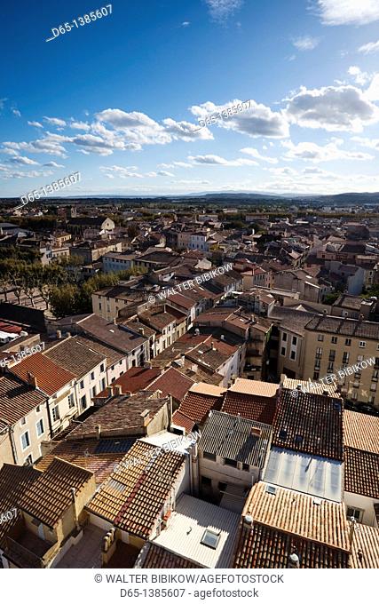 France, Languedoc-Roussillon, Aude Department, Narbonne, town overview from the Donjon Gilles-Aycelin tower
