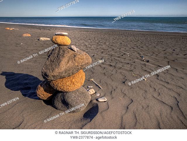 Rock marker or statue on the beach, Vikurfjara, South Coast, Iceland
