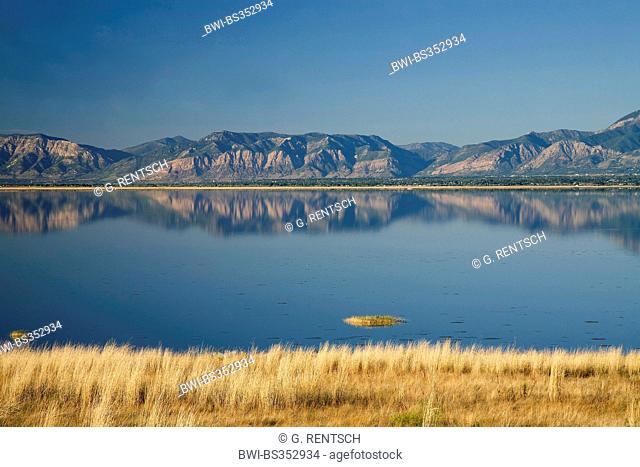 view from Antelope Island State Park over the Great Salt Lake, USA, Utah, Antelope Island State Park