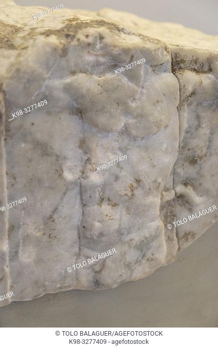 fragmento de columna con satiro, Museo-Centro de Interpretación del parque arqueológico de Segóbriga, Saelices, Cuenca, Castilla-La Mancha, Spain