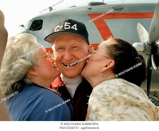 A late but all the more warm thank you for Gail Halvorsen: the airlift veteran, who became famous as the ""Candy Bomber""