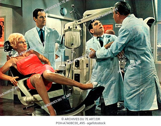 Docteur ne coupez pas A Stitch in Time (1963) UK Pamela Conway , Francis Matthews , Norman Wisdom , Ernest Clark  Director: Robert Asher