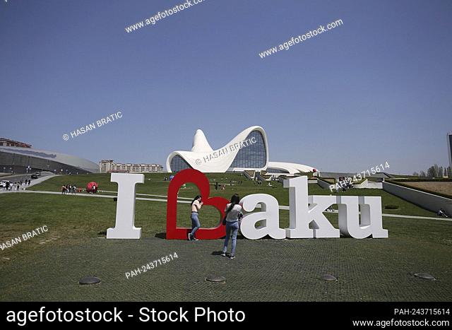29.04.2019, , Baku, impressions from Baku and football stadium, in the picture The Heydar Aliyev Center (Heyd? R? Liyev Merkezi) includes a new national museum