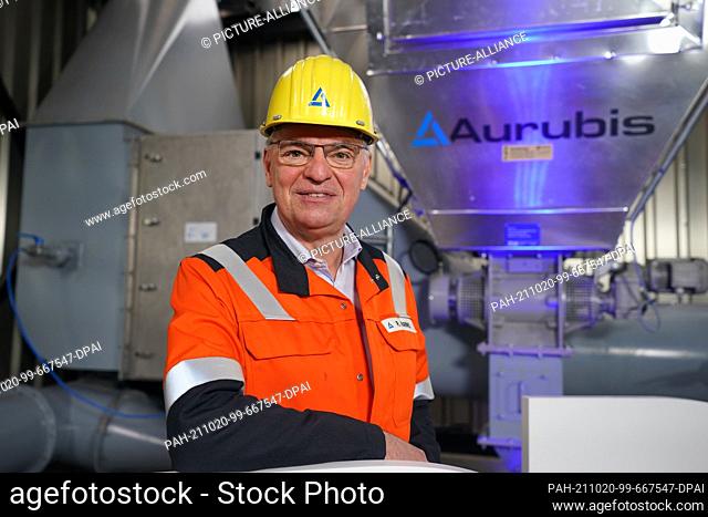 20 October 2021, Hamburg: Roland Harings, Chairman of the Executive Board of Aurubis AG, stands in the filter system of the environmental protection facility...