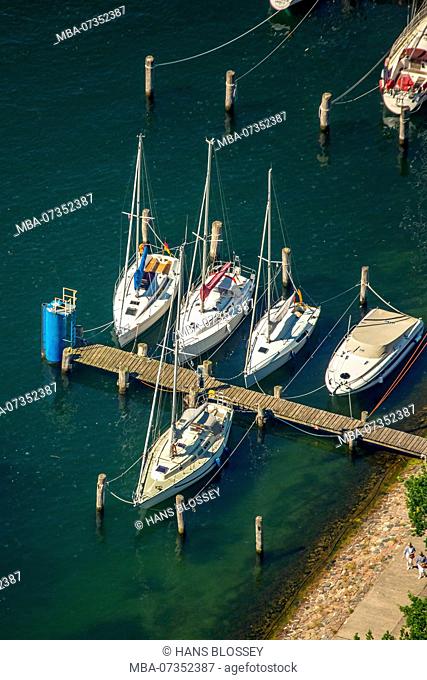 Pier Travemünde with sailboats, Travemünde, Lübeck, Bay of Lübeck, Hanseatic city, Schleswig-Holstein, Germany