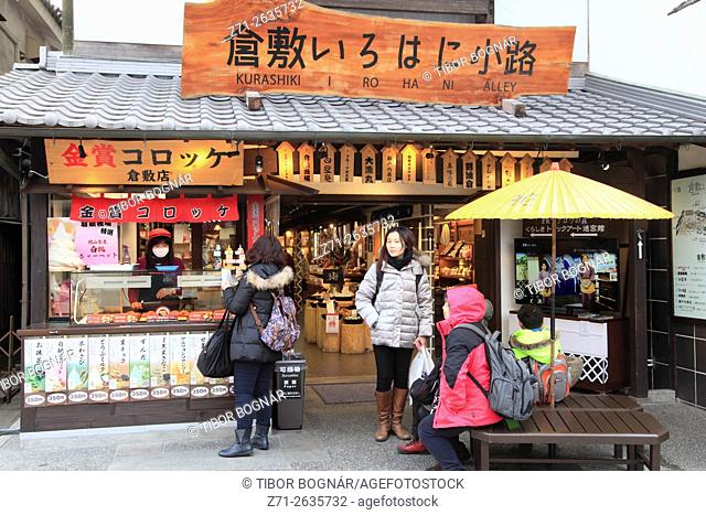 Japan, Kurashiki, street scene, shop, people,