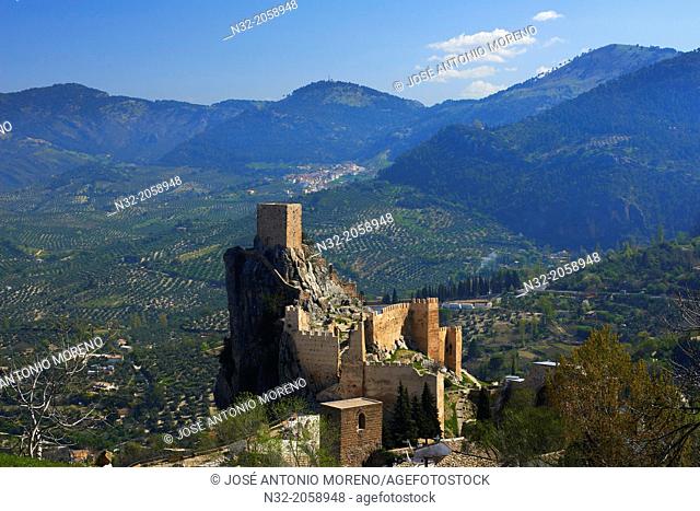 Sierra de Cazorla, La Iruela. Castle, Sierra de Cazorla Segura y las Villas Natural Park, Jaen Province, Andalusia, Spain