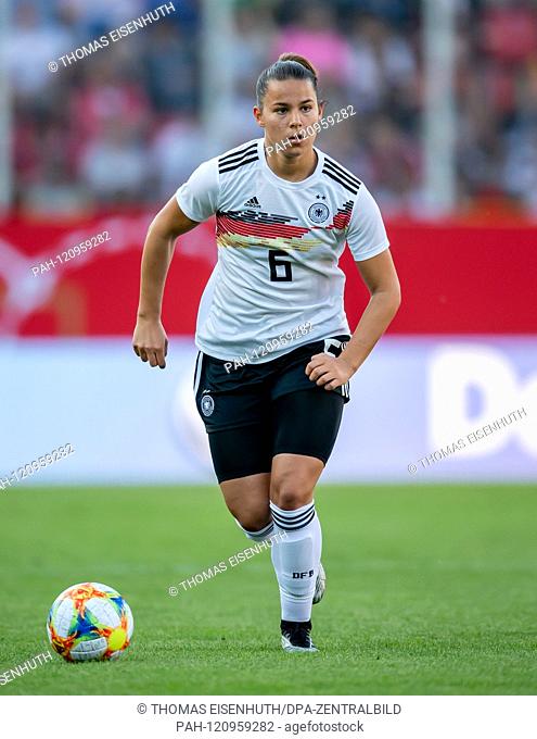 May 30, 2019: Regensburg, Continental Arena: Football Laender match Women: Germany - Chile: Germanys Lena Sophie Oberdorf on the ball